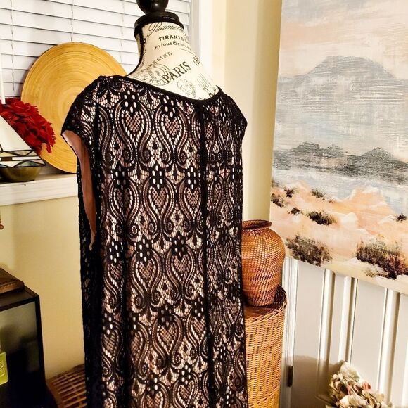 Connected Apparel Sleeveless Overlay Dress - Picture 4 of 15